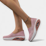 Udobni i jednostavni cipelari