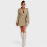 Blazer haljina s V-izrezom