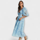 Elegantne haljine s nježnim detaljima