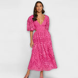 Elegantne haljine s nježnim detaljima