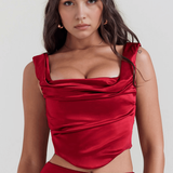 Amari | Korset u bronci