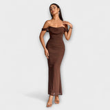 Ione - Bodycon haljina s otvorenim ramenima i nabiranjem